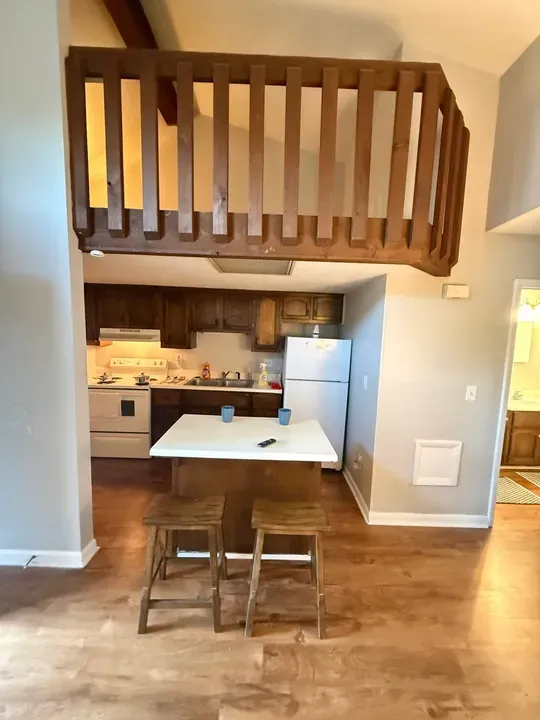 1 Bed 1 Bath Modern Contemporary Residence in Huntsville, AL - 5