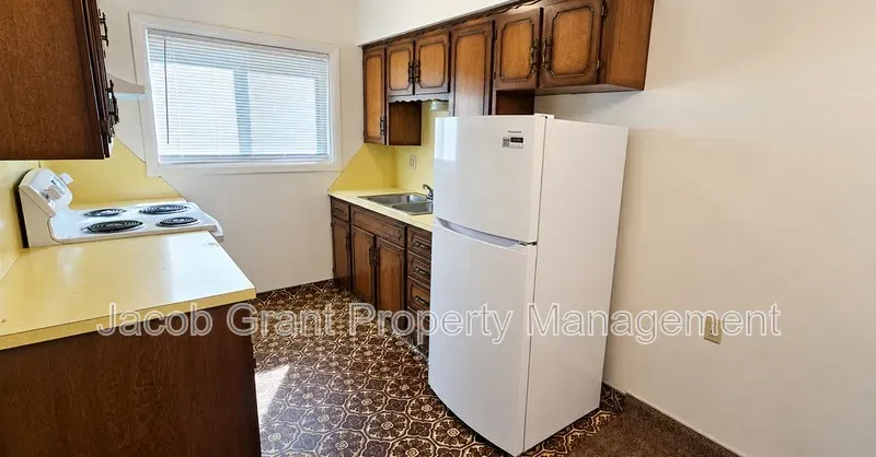 1 Bed 1 Bath Modern Contemporary Residence in Idaho Falls, ID - 5
