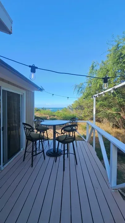 1 Bed 1 Bath Modern Contemporary Residence in Maui, HI - 3