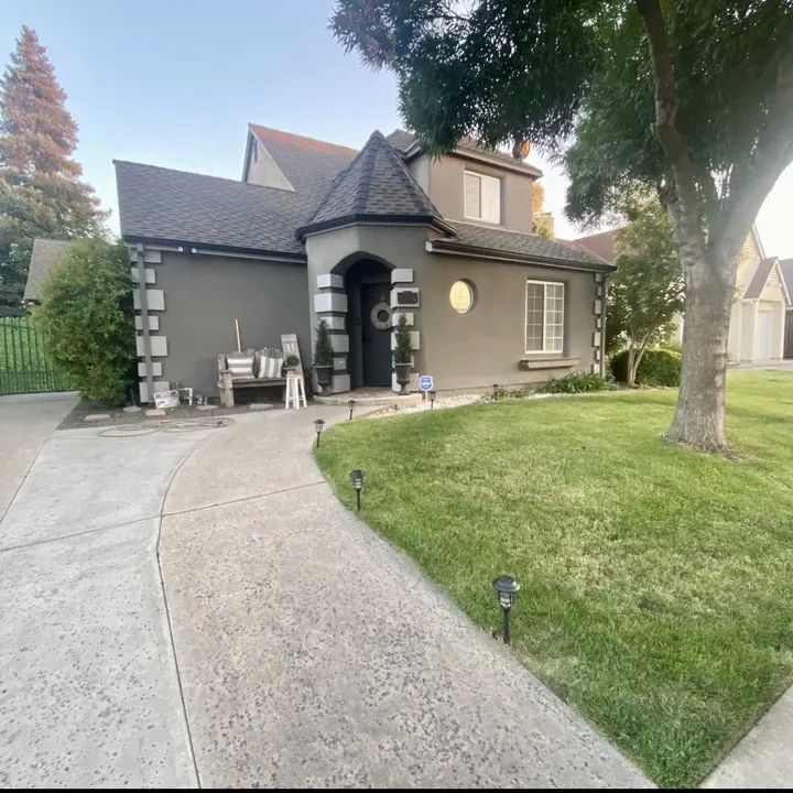 1 Bed 1 Bath Modern Contemporary Residence in Modesto, CA - 2