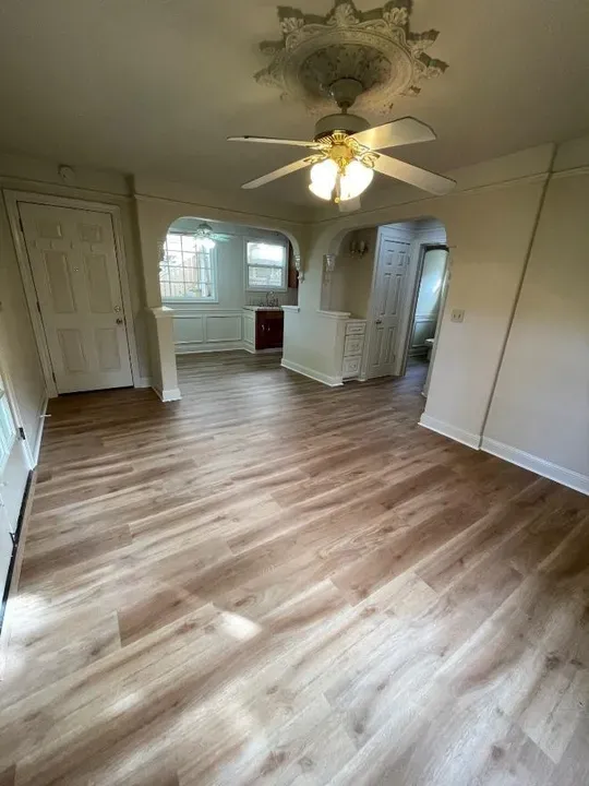 1 Bed 1 Bath Modern Contemporary Residence in Santa Cruz, CA