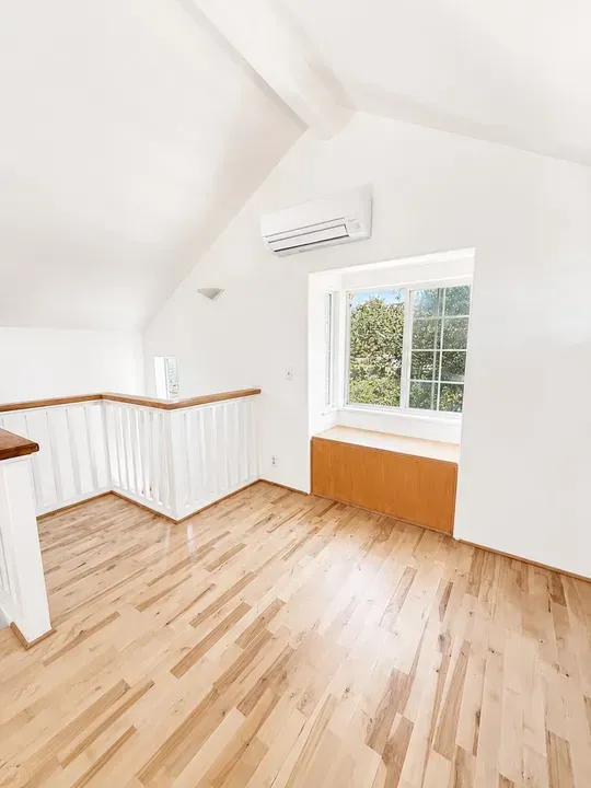 1 Bed 1 Bath Modern Contemporary Residence in Santa Cruz, CA - 2