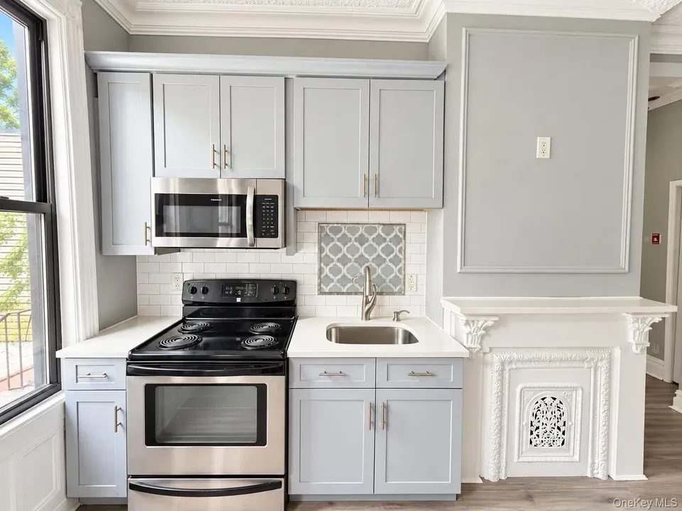 1 Bed 1 Bath Multi-Unit Residential Property in Brooklyn, NY - 4