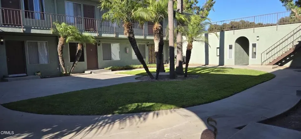 1 Bed 1 Bath Traditional Suburban Family Home in Oxnard, CA