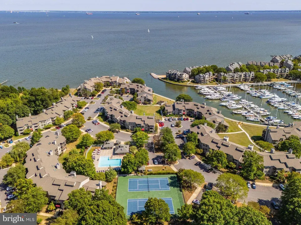1 Bed 1 Bath Urban Residential Condo in Annapolis, MD