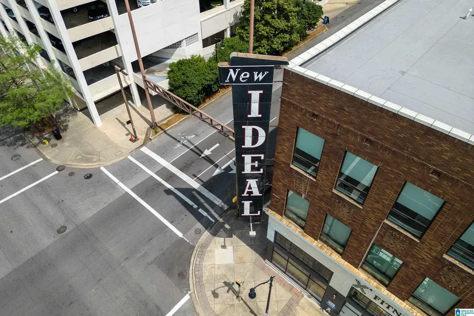 1 Bed 1 Bath Urban Residential Condo in Birmingham, AL