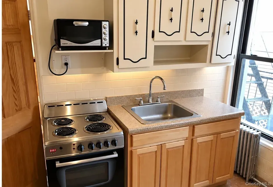 1 Bed 1 Bath Urban Residential Condo in Brooklyn, NY - 2