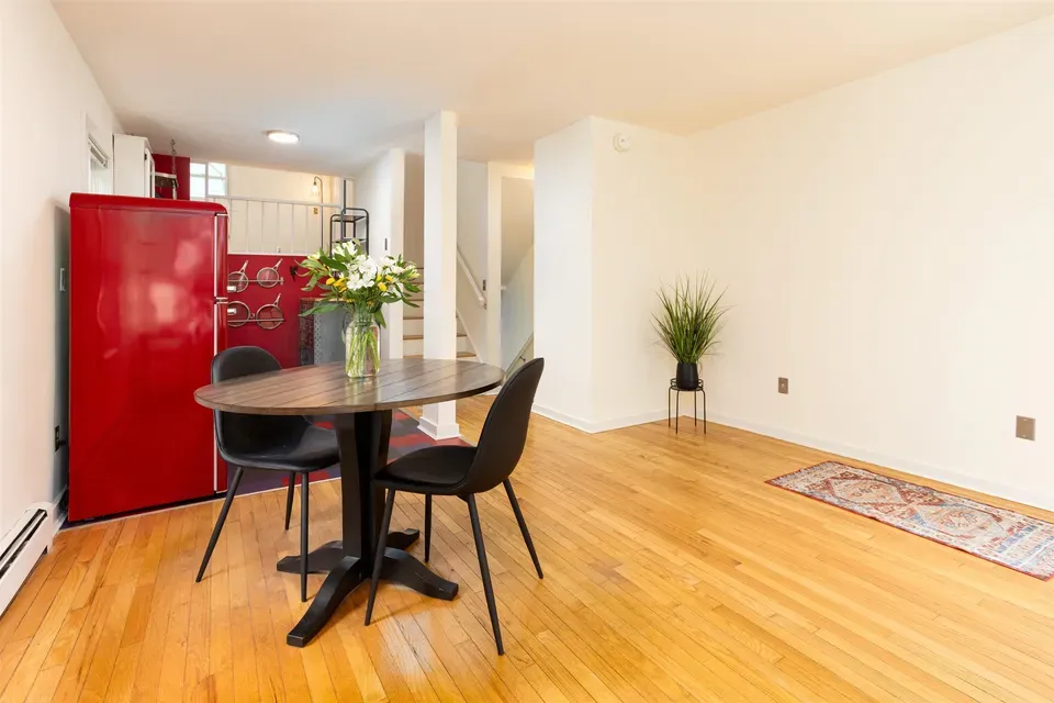 1 Bed 1 Bath Urban Residential Condo in Burlington, VT - 5