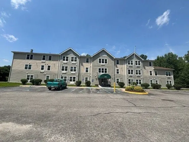 1 Bed 1 Bath Urban Residential Condo in Chesapeake, VA - 5