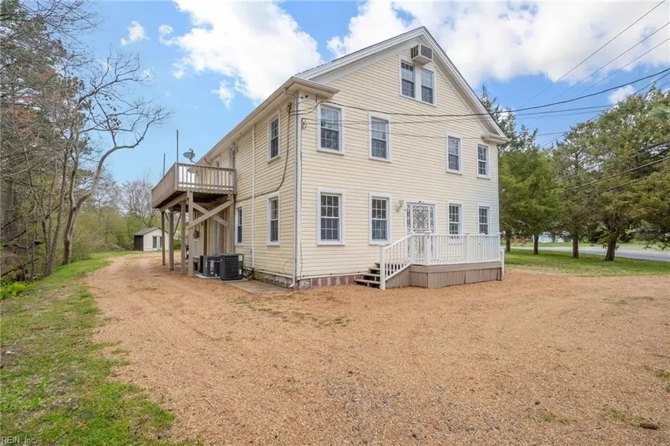 1 Bed 1 Bath Urban Residential Condo in Chesapeake, VA