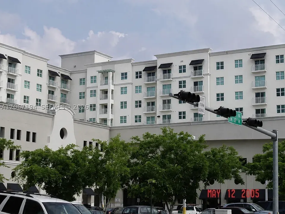 1 Bed 1 Bath Urban Residential Condo in Coral Gables, FL - 5