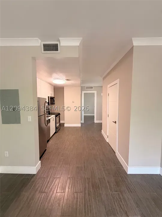 1 Bed 1 Bath Urban Residential Condo in Coral Gables, FL