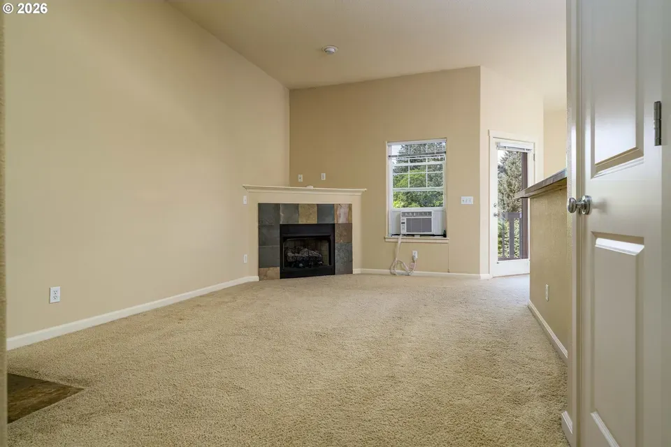 1 Bed 1 Bath Urban Residential Condo in Corvallis, OR - 5
