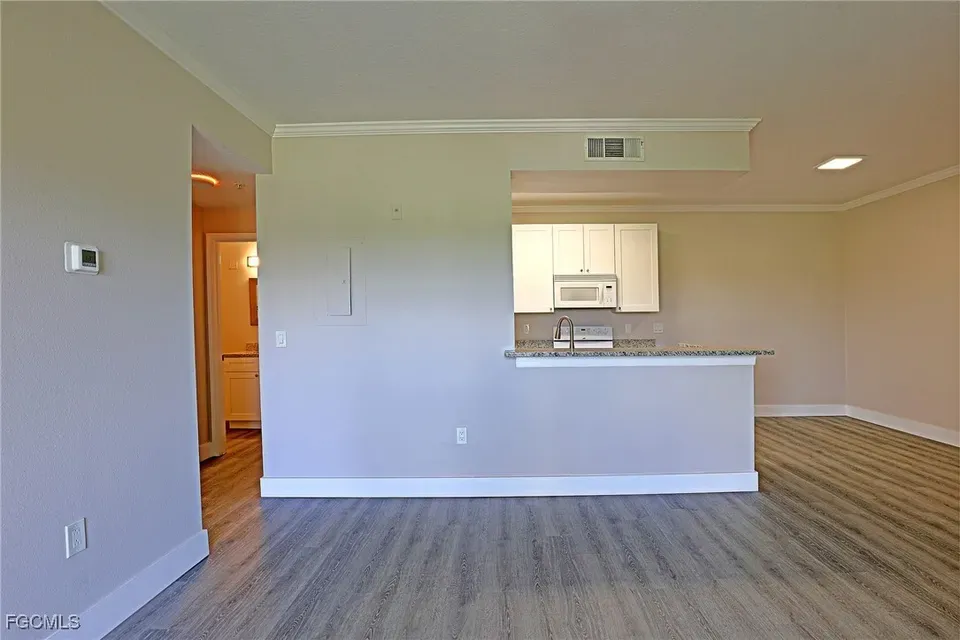 1 Bed 1 Bath Urban Residential Condo in Fort Myers, FL - 1