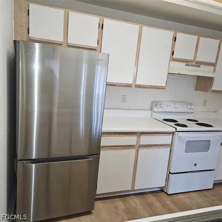 1 Bed 1 Bath Urban Residential Condo in Fort Myers, FL - 5