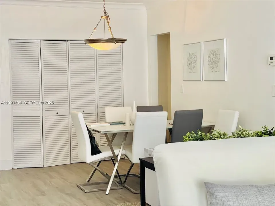 1 Bed 1 Bath Urban Residential Condo in Hollywood, FL - 5