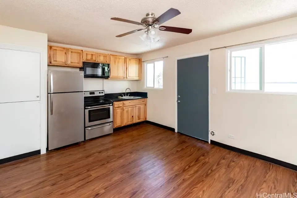 1 Bed 1 Bath Urban Residential Condo in Honolulu, HI - 1
