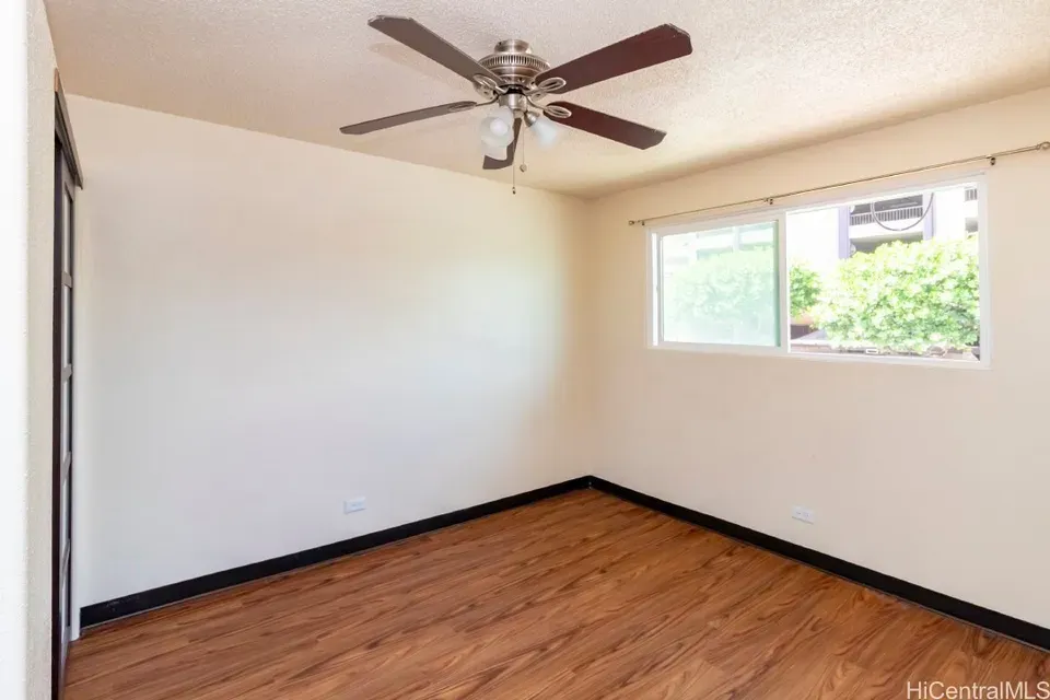 1 Bed 1 Bath Urban Residential Condo in Honolulu, HI - 5