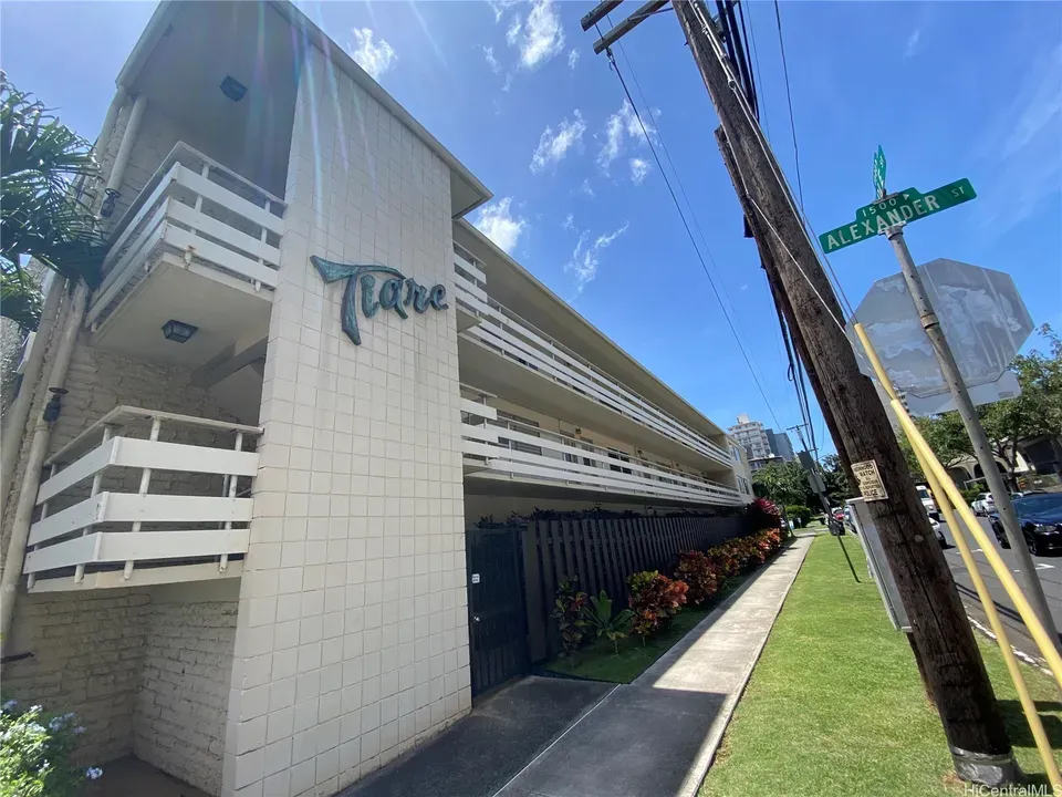 1 Bed 1 Bath Urban Residential Condo in Honolulu, HI - 1