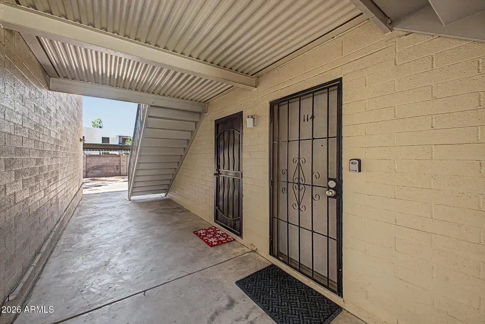 1 Bed 1 Bath Urban Residential Condo in Phoenix, AZ - 2