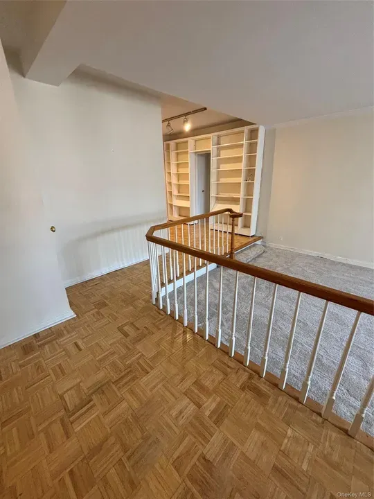 1 Bed 1 Bath Urban Residential Condo in Queens, NY - 5