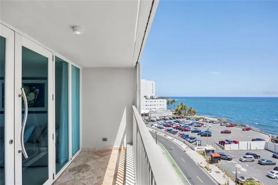1 Bed 1 Bath Urban Residential Condo in San Juan, PR - 4