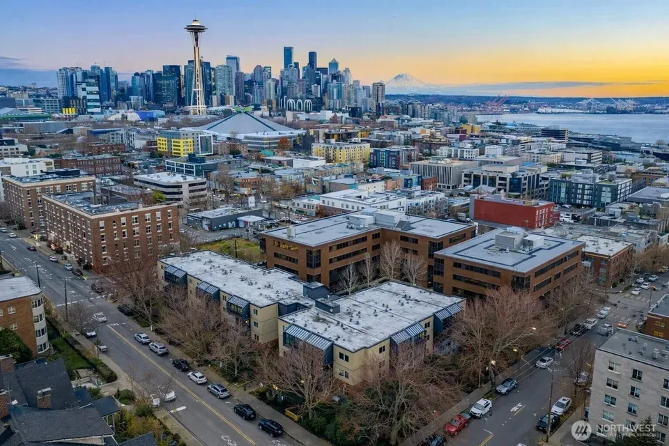 1 Bed 1 Bath Urban Residential Condo in Seattle, WA - 2