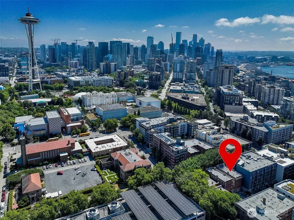1 Bed 1 Bath Urban Residential Condo in Seattle, WA - 4