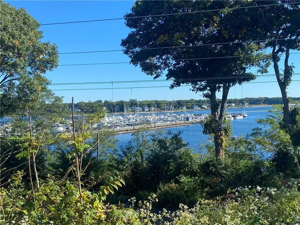 1 Bed 1 Bath Urban Residential Condo in Warwick, RI - 2