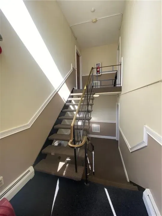 1 Bed 1 Bath Urban Residential Condo in Warwick, RI - 5
