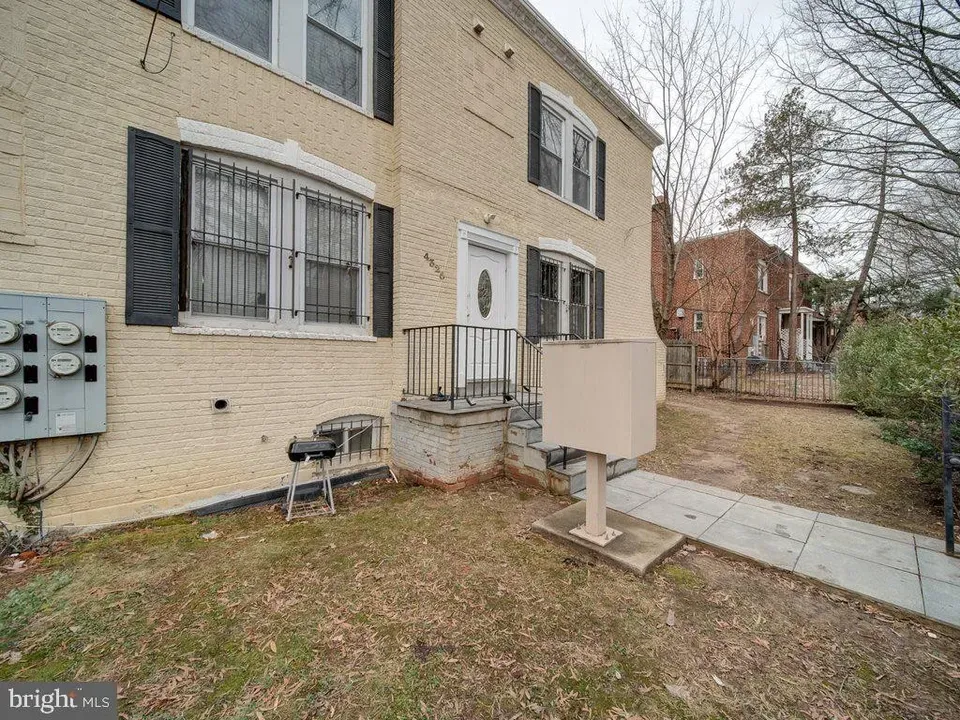1 Bed 1 Bath Urban Residential Condo in Washington, DC - 5
