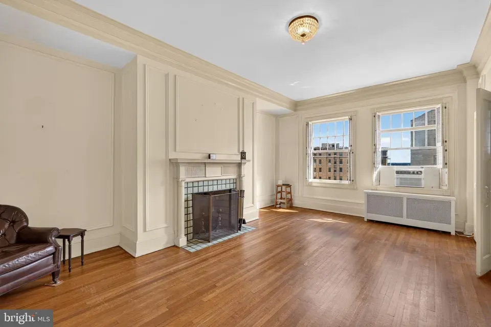 1 Bed 1 Bath Urban Residential Condo in Washington, DC - 4