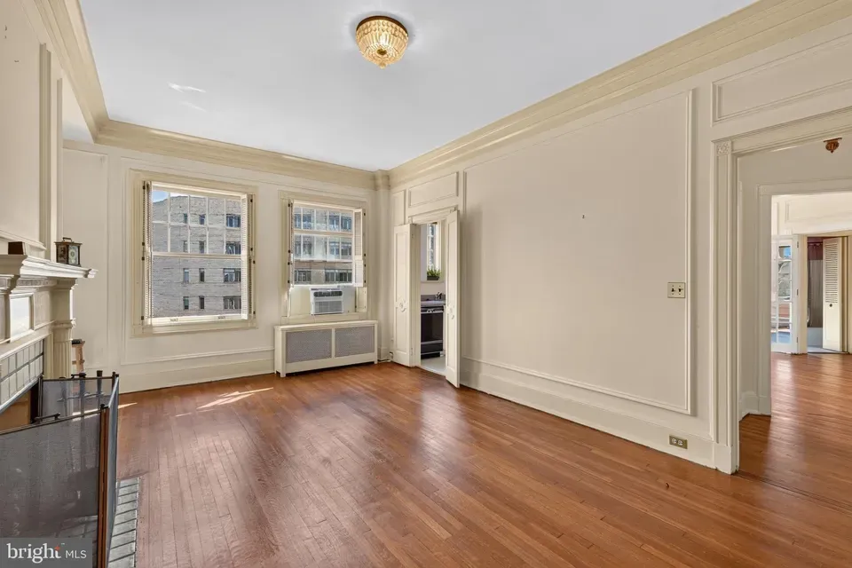 1 Bed 1 Bath Urban Residential Condo in Washington, DC - 5