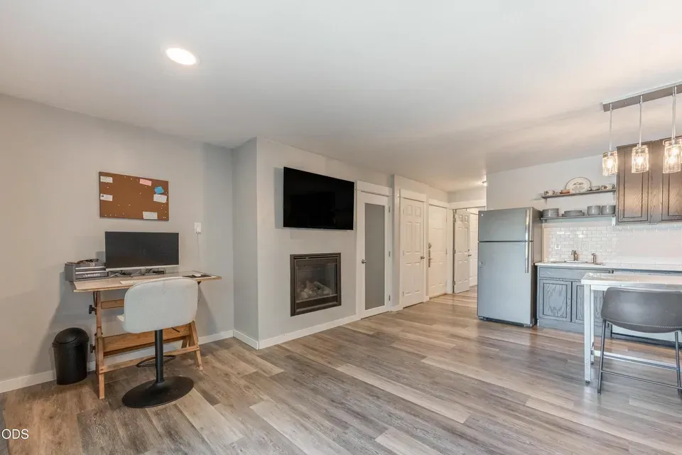 1 Bed 2 Bath Urban Residential Condo in Bend, OR - 5