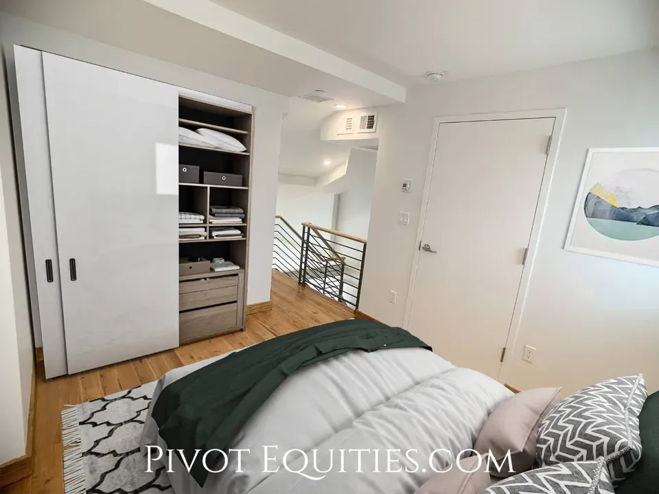 1 Bed 2 Bath Urban Residential Condo in Brooklyn, NY - 2