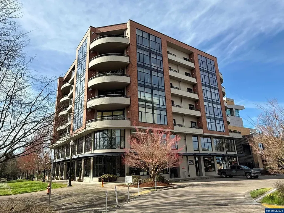 1 Bed 2 Bath Urban Residential Condo in Corvallis, OR - 1