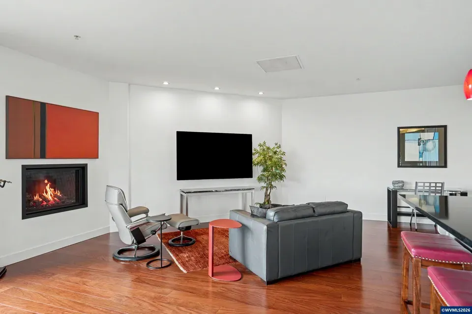 1 Bed 2 Bath Urban Residential Condo in Corvallis, OR - 5