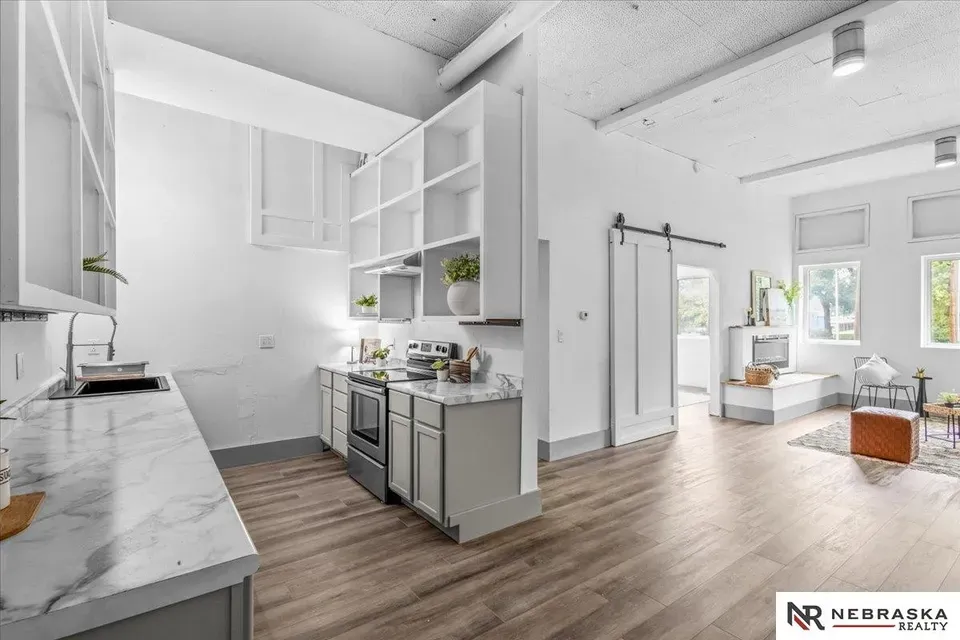 1 Bed 2 Bath Urban Residential Condo in Lincoln, NE - 4