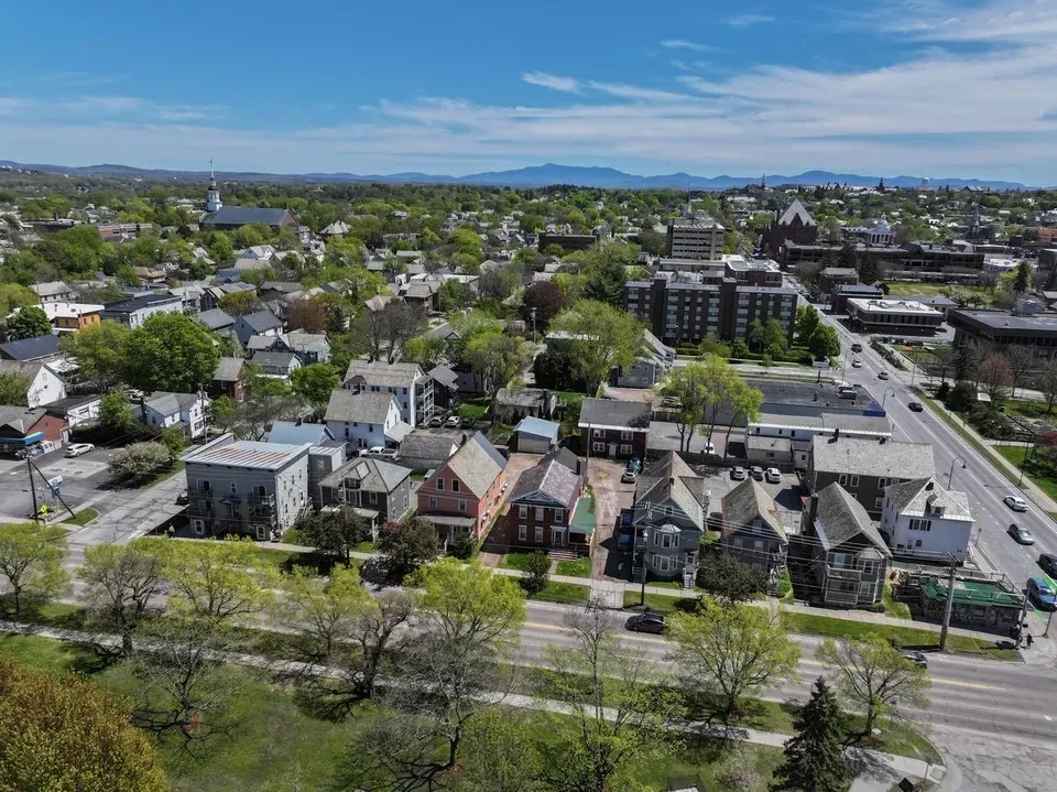 10 Bed 10 Bath Multi-Unit Residential Property in Burlington, VT - 3