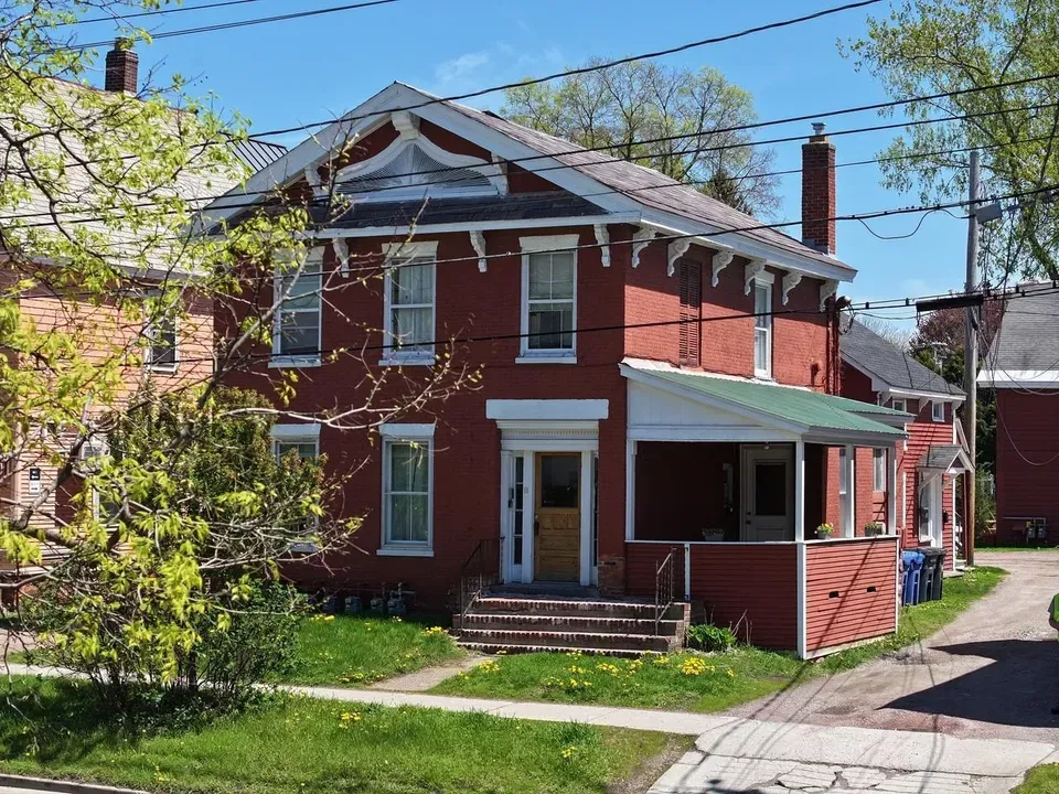 10 Bed 10 Bath Multi-Unit Residential Property in Burlington, VT - 4