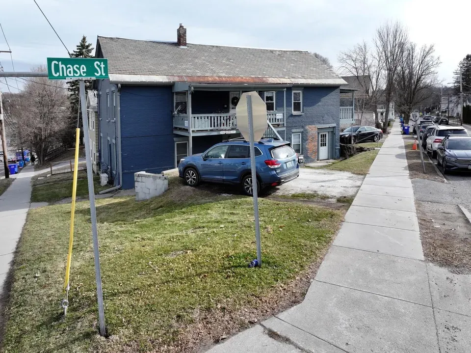 11 Bed 5 Bath Multi-Unit Residential Property in Burlington, VT - 2