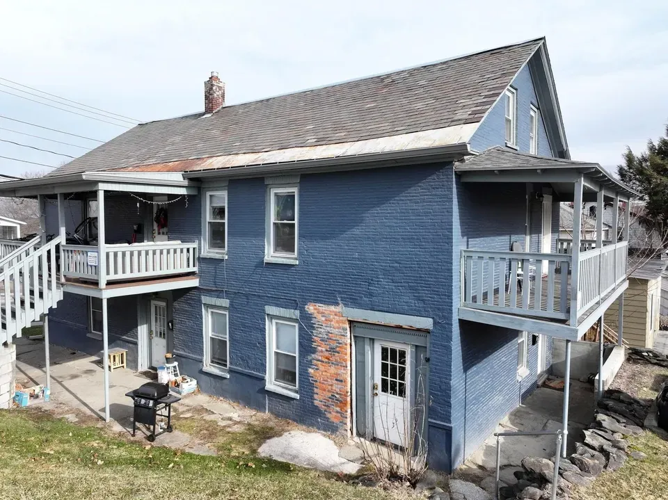 11 Bed 5 Bath Multi-Unit Residential Property in Burlington, VT - 4