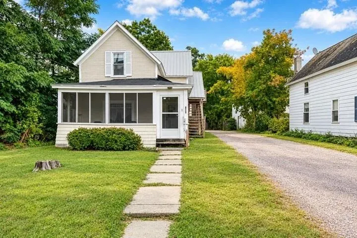 12 Bed 6 Bath Multi-Unit Residential Property in Burlington, VT