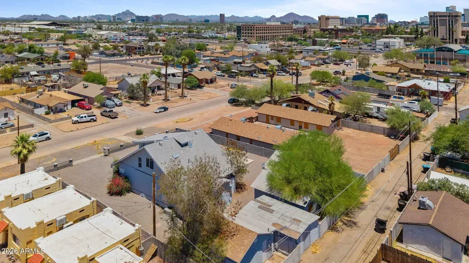 14 Bed 7 Bath Multi-Unit Residential Property in Phoenix, AZ - 2