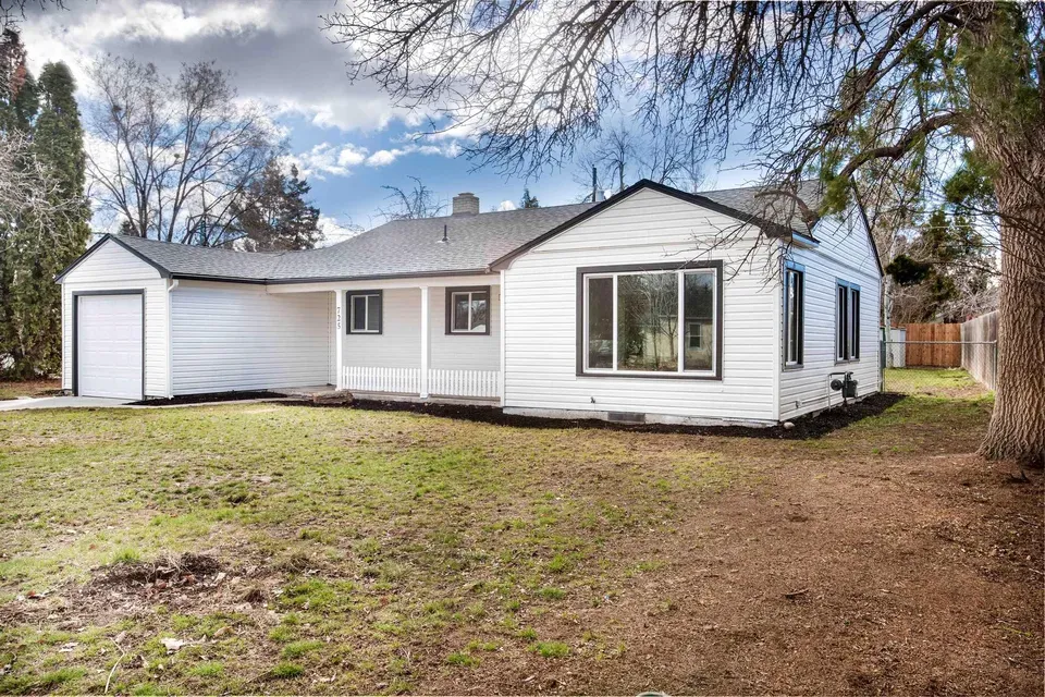 2 Bed 1 Bath Classic Historic Era Home in Boise, ID - 3