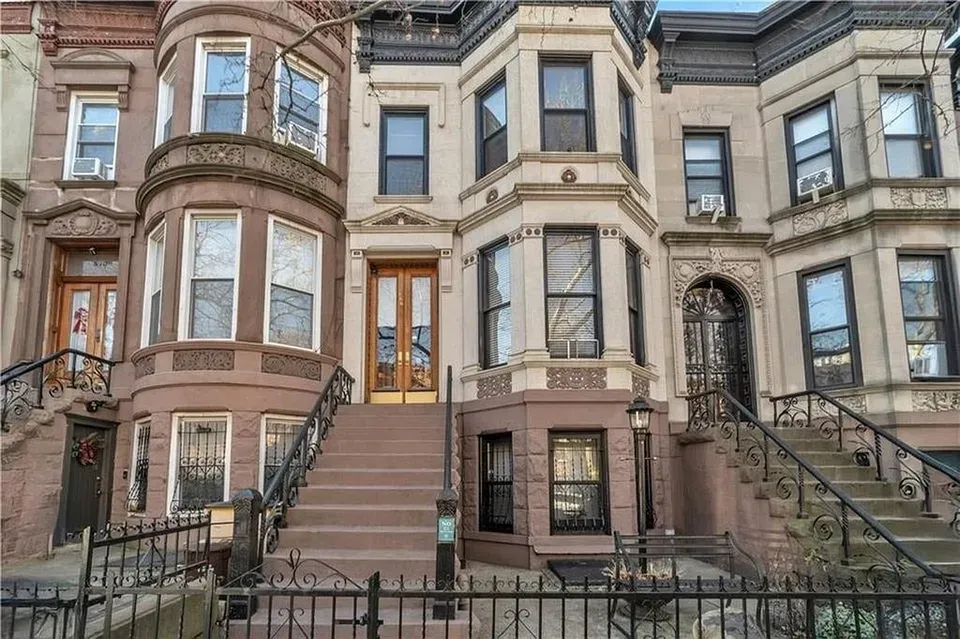 2 Bed 1 Bath Classic Historic Era Home in Brooklyn, NY