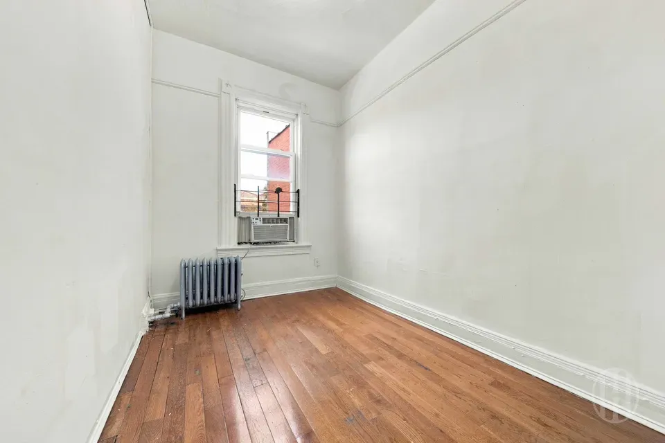 2 Bed 1 Bath Classic Historic Era Home in Brooklyn, NY - 4