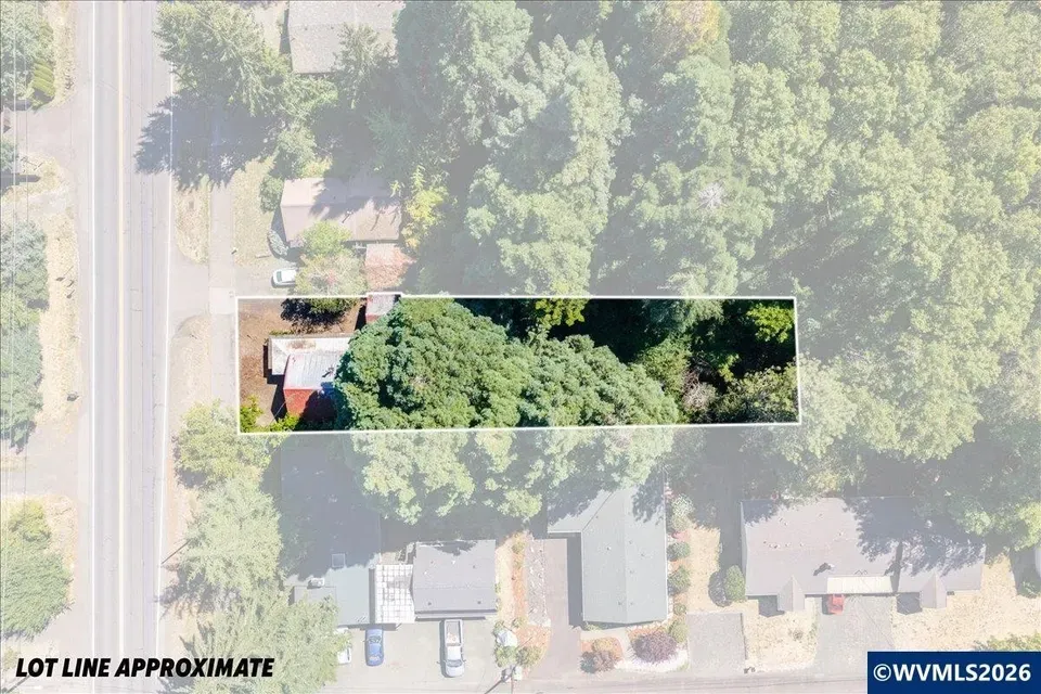 2 Bed 1 Bath Classic Historic Era Home in Corvallis, OR - 4