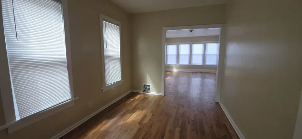 2 Bed 1 Bath Classic Historic Era Home in Kenosha, WI - 5