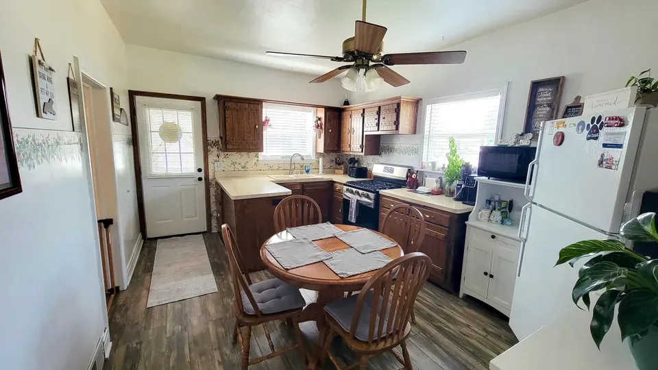 2 Bed 1 Bath Classic Historic Era Home in Kenosha, WI - 3